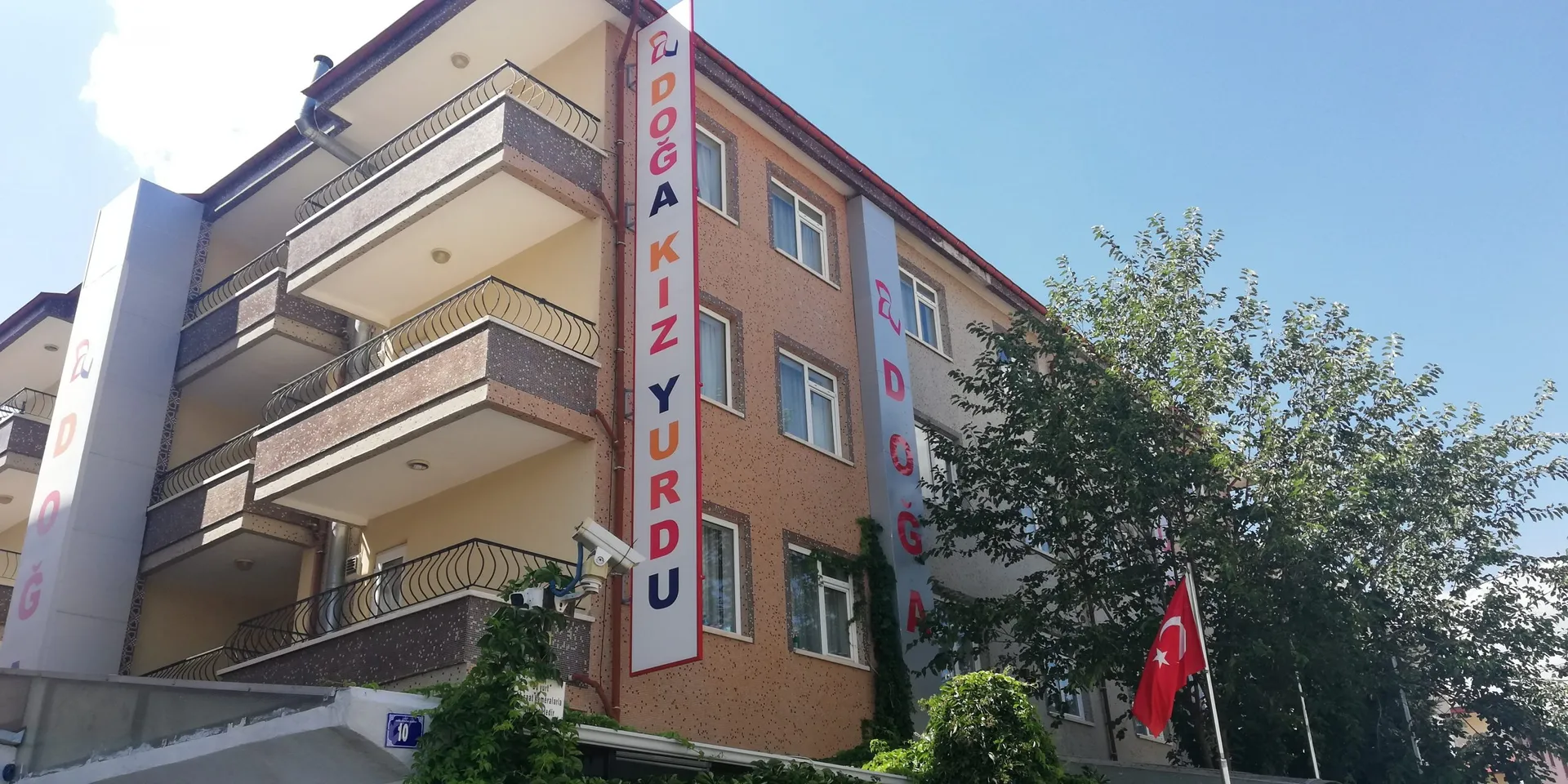 Doğa Kız Öğrenci Yurdu kapak fotoğrafı